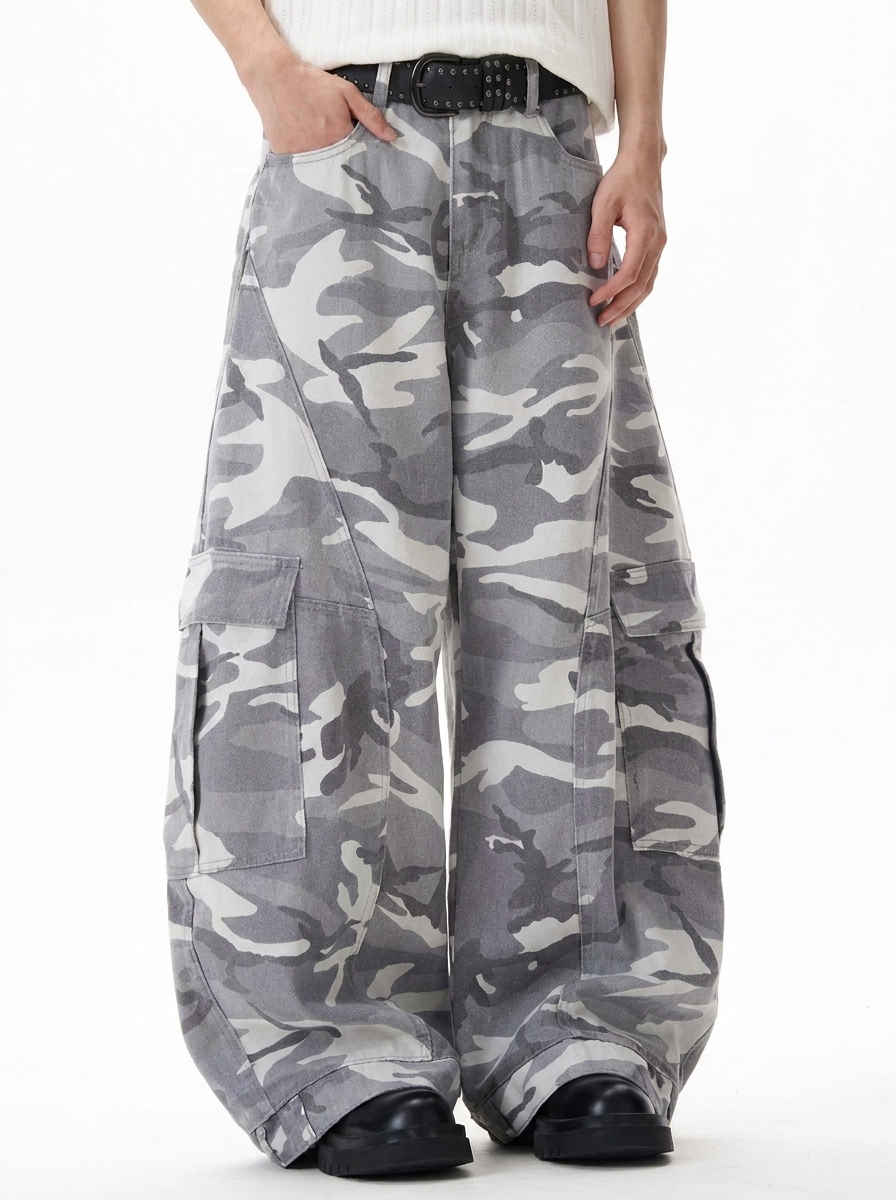 Camo Baggy Jeans