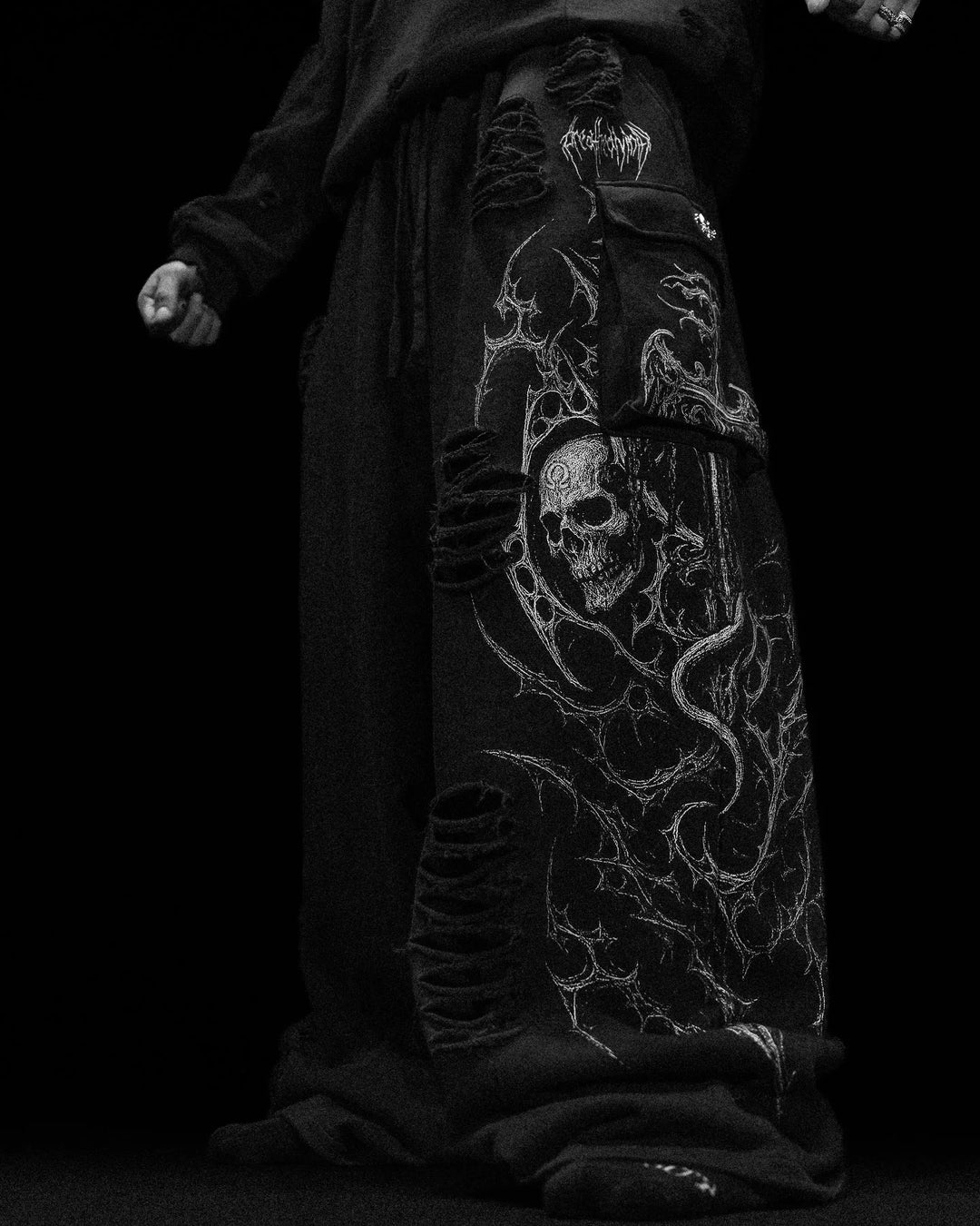 Retro Washed Black Work Pants for Men, Y2K Multi Pocket Zipper, Thick Floral Embroidery, Wide Leg Denim Pants, Street Wear
