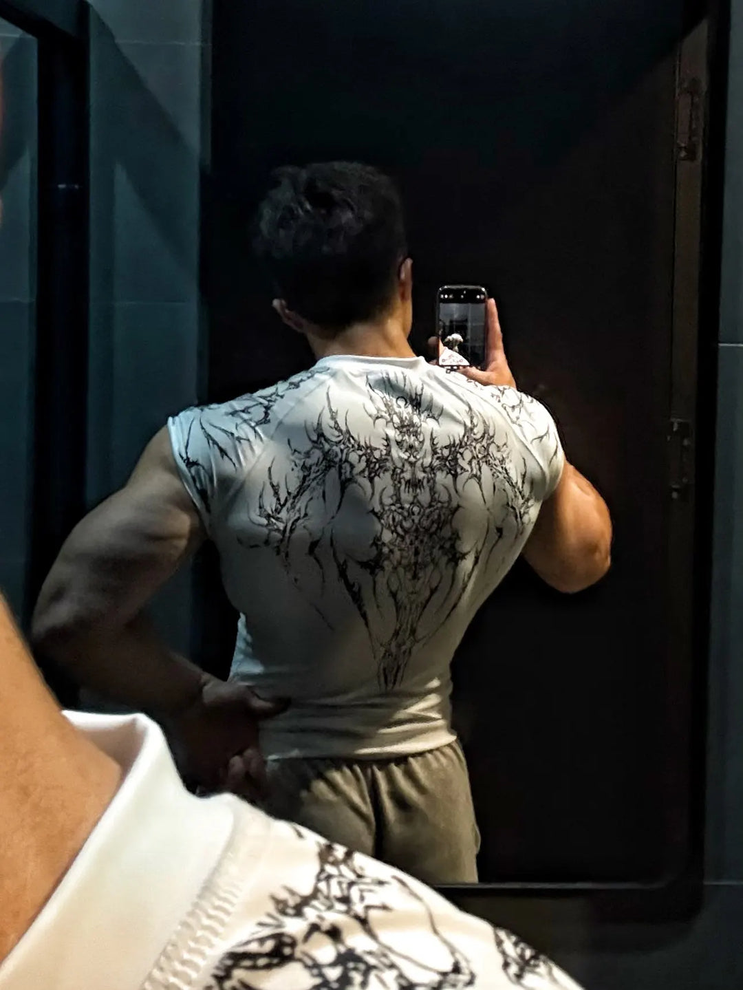 1-piece Men's Sports Quick Drying Round Neck Compression T-shirt Sports Running Fitness Short Sleeved T-shirt